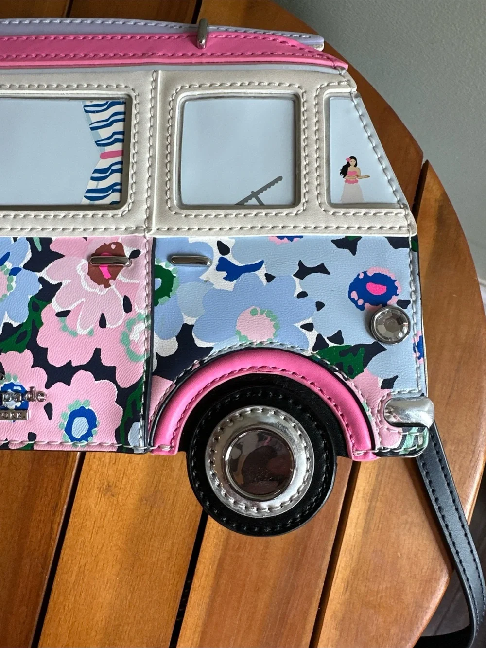 Kate spade California dreaming surfer van crossbody bag